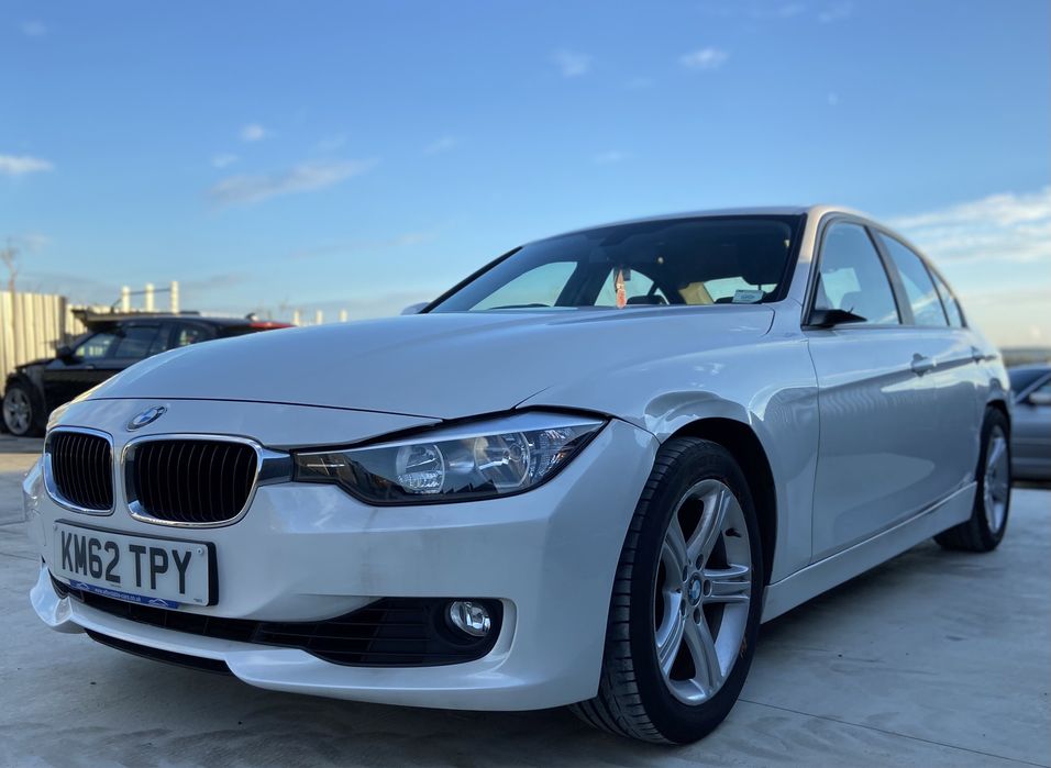 Dezmembrez BMW 320i N20B20b 2.0i benzina F30, piele incalzit,jante 17