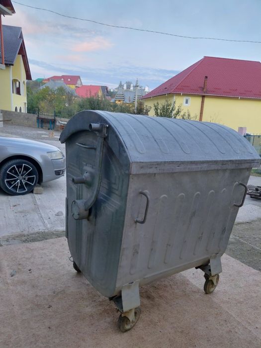 Vănd pubele zincate 1100 litri