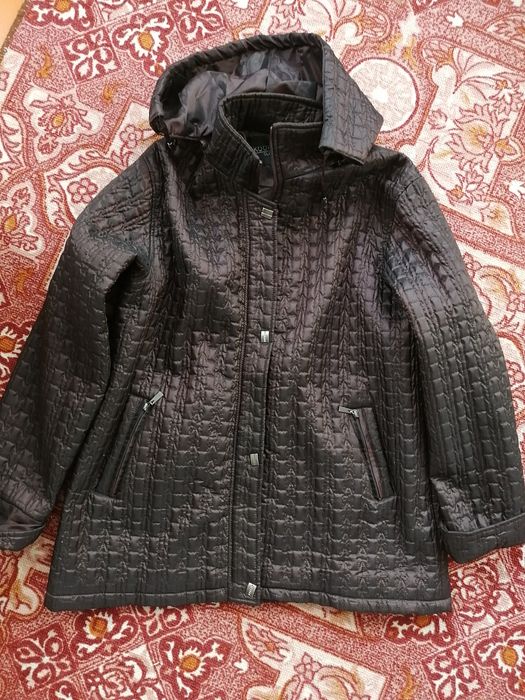 Продам куртку и спортивный костюм