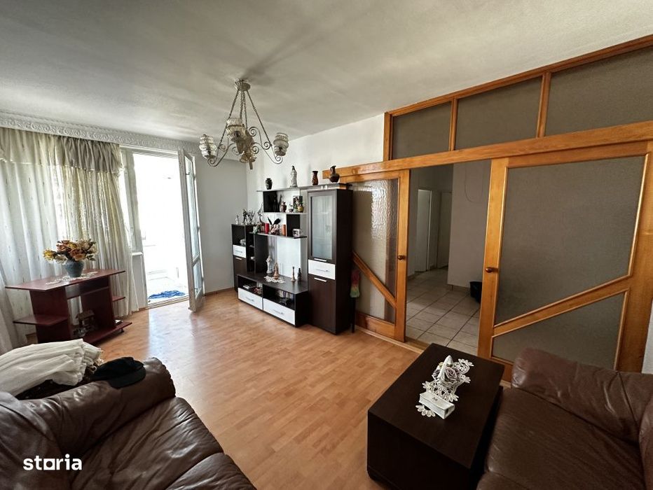 Apartament 3 camere | Decomandat | 62 mp. | Ampoi 3 | 2 Balcoane | Mob