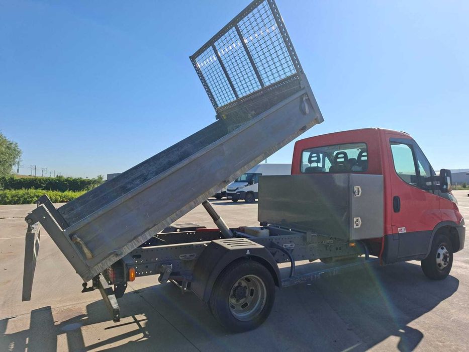 Iveco Daily basculabil