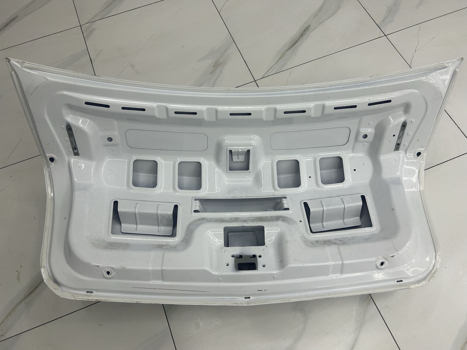 Крышка багажника Кобальт