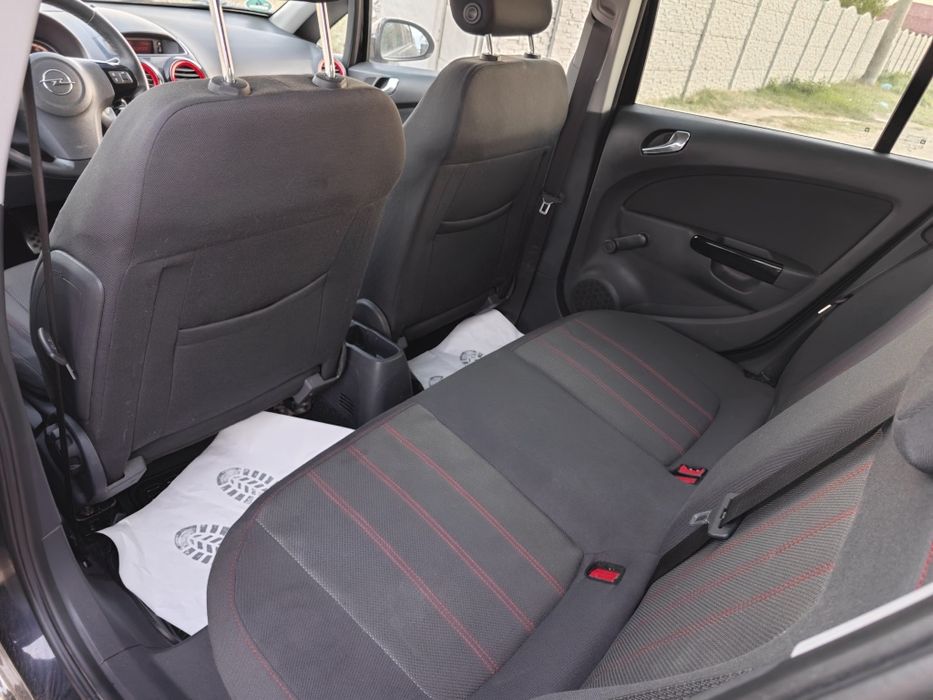 Opel Corsa D 2010 1.4i Benzină Euro 5
