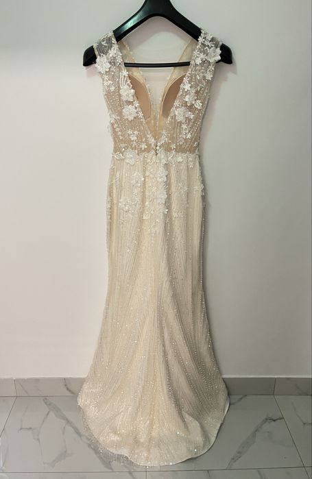 Rochie de mireasa noua