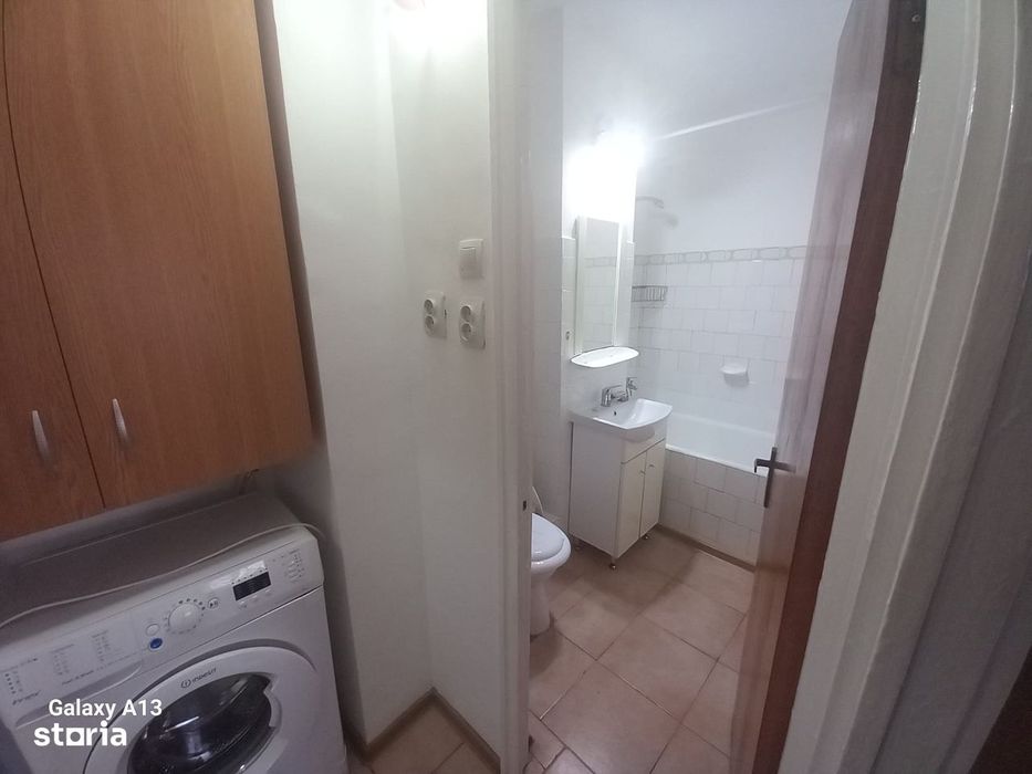 Garsonieră de vânzare