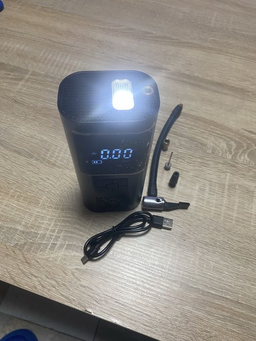 Компресор с usb заряд