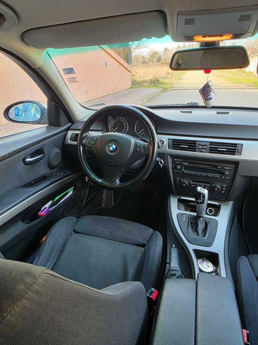 Продавам БМВ е 90, 320 дизел