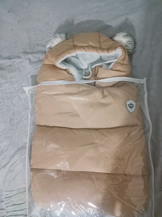 Продам детский комбинезон