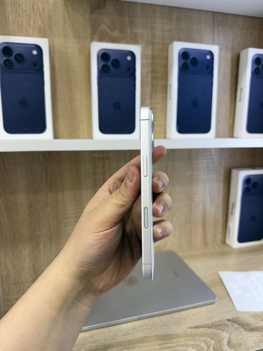 iPhone 17 256GB H/NA