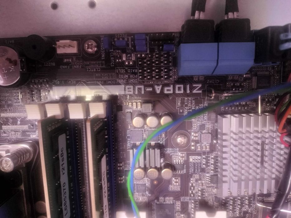 Workstation Server Asus Z10PA-U8 raid 64 TB