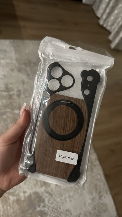 Противоударный чехол для iPhone 17 Pro Max