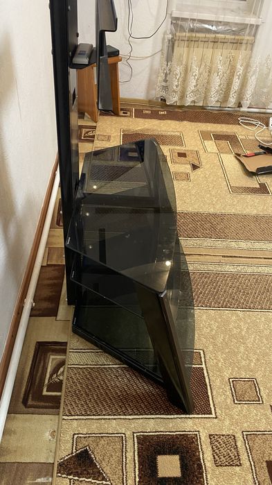 Подставка под телевизор.