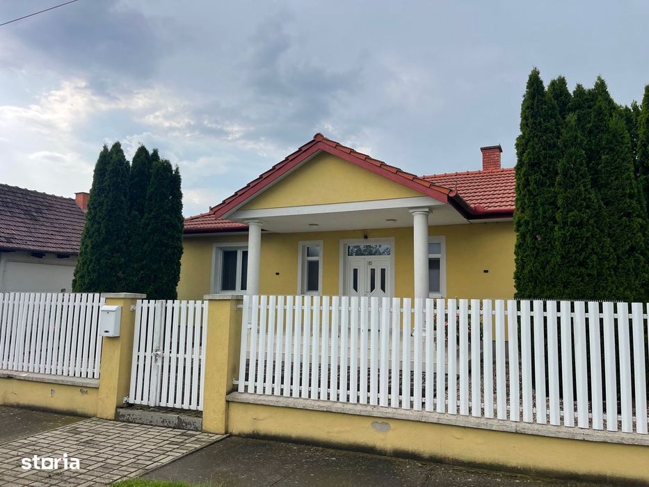 Casa noua,mobilata,Zona Petea
