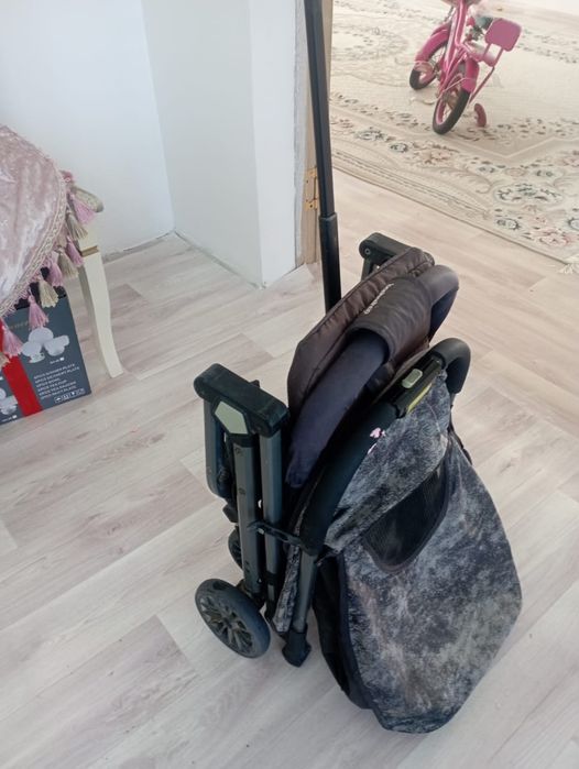 Продаётся Коляска