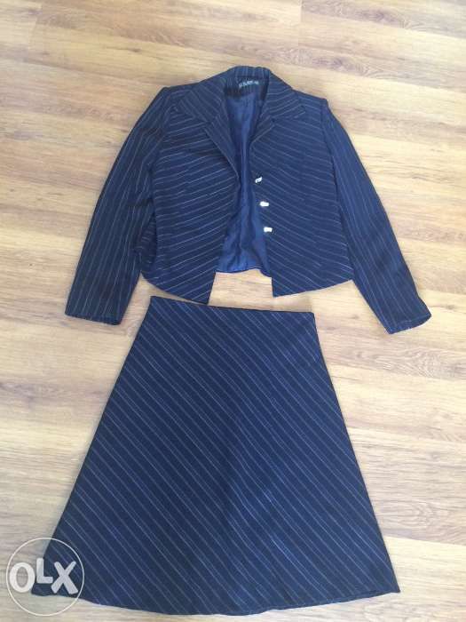 Костюм женскии