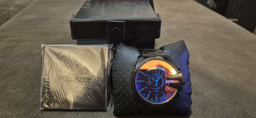 Ceas barbatesc Diesel Mega Chief DZ4318 – cronograf, stare foarte bună