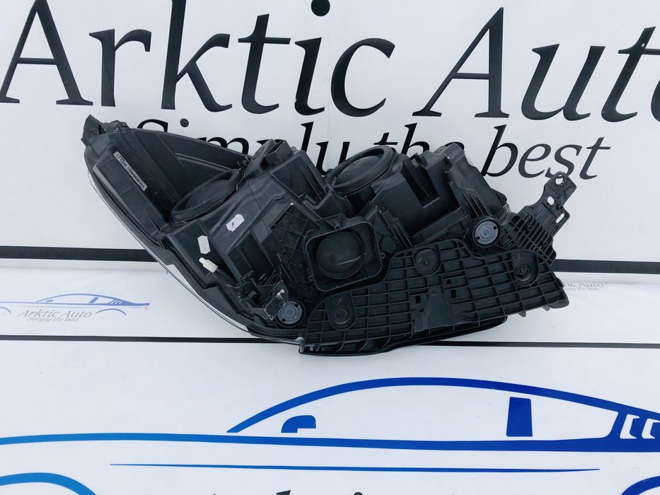 Far stânga cu lupa Ford kuga după 2016 cod GV41-13W030-CJ