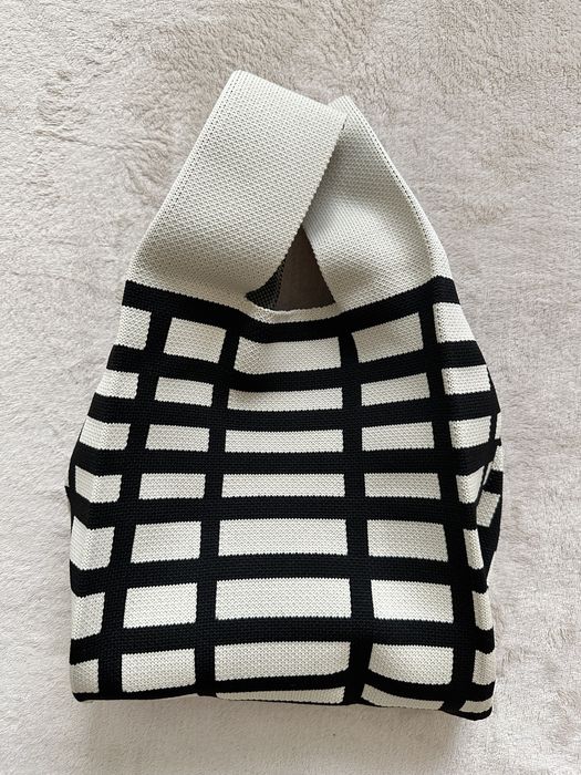 Лот плетени кокетни чанти