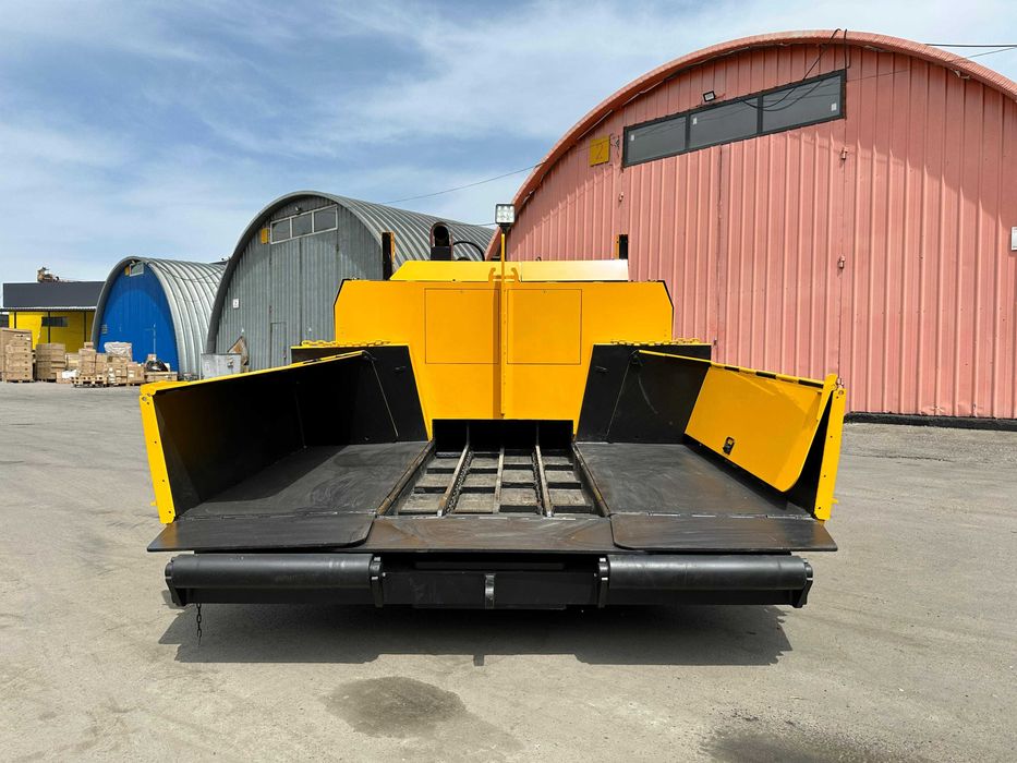 Японский асфальтоукладчик SUMITOMO