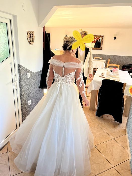 Vând rochie mireasă