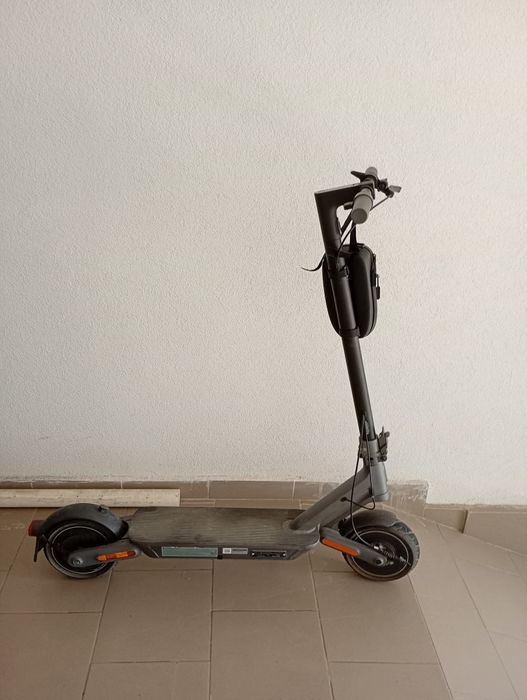 Trotineta Xiaomi Electric Scooter 4 Ultra (nu necesita ITP, în garanție, autonomie 70km)