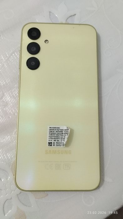 Самсунг А 25 5G .