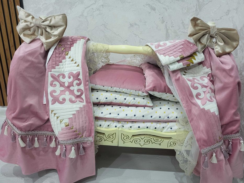 Бесик жасауы кызга