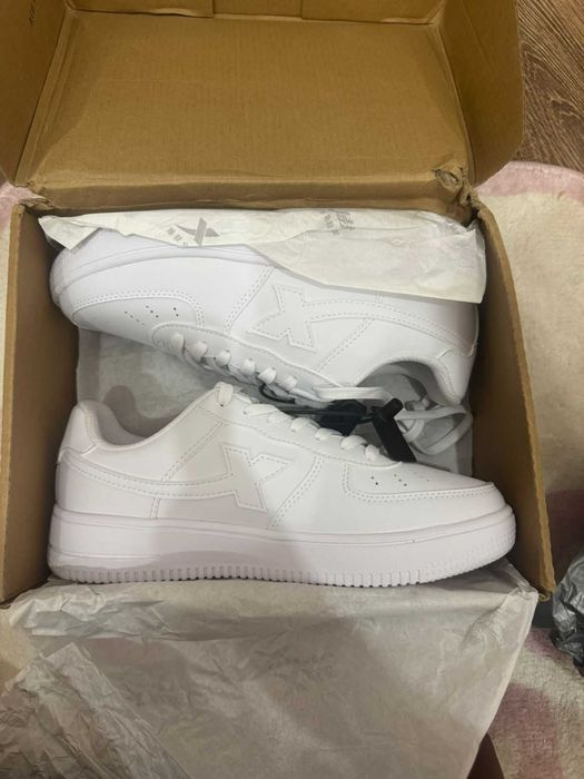 Белые кеды Xtep 37 размер