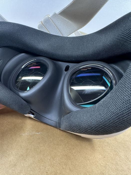 Meta Quest 3 VR 512gb  очила – работят отлично, с кутия