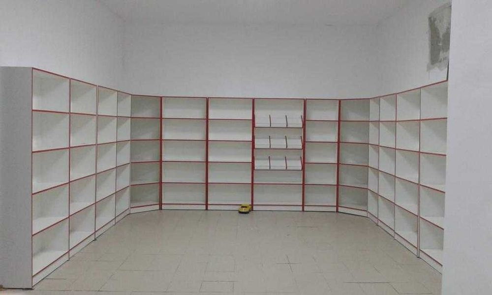 Продам стеллажи витрины поклки