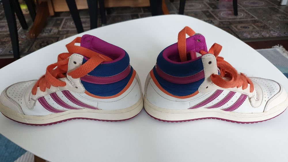 Vand ghete Adidas top ten fete marimea 32 stare buna