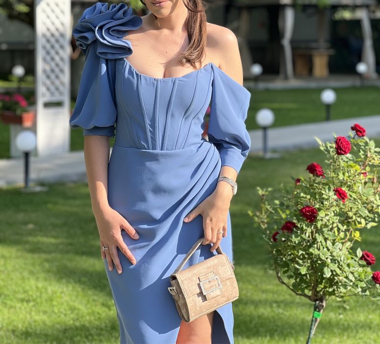 Рокля от дизайнера Cengiz Akturk