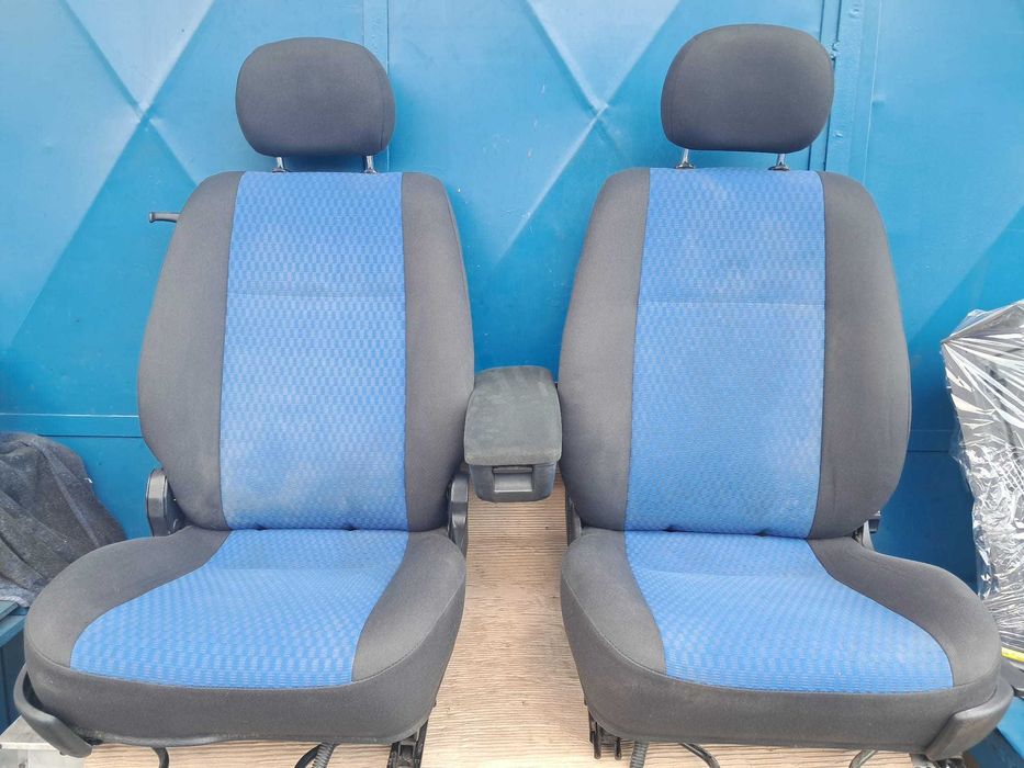 Opel Zafira A, set scaune fata cu tetiere si cotiera