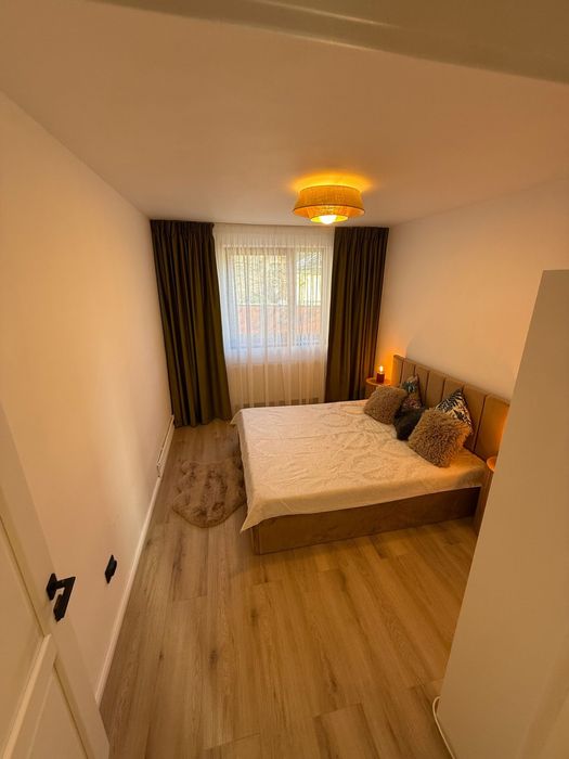 Proprietar Vand apartament 2 camere complet renovat