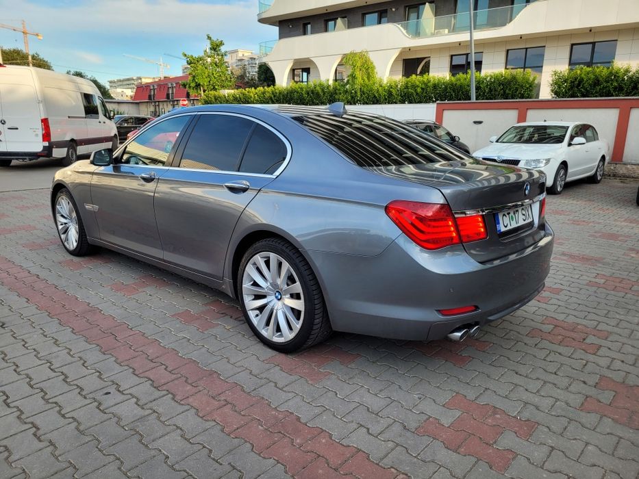 BMW 7 Series 2010 — imagine 3