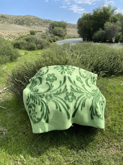 Одеяло шерстяное.