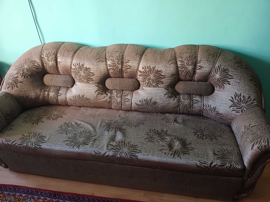 Продавам Холова гарнитура