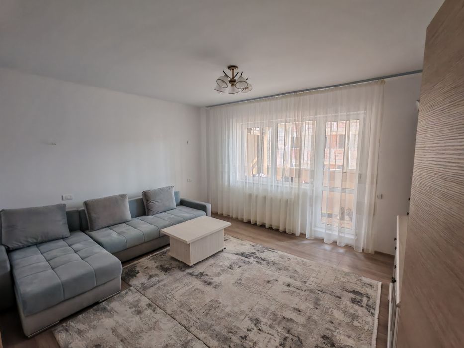 De vânzare apartament 2 camere cu 2 locuri de parcare  127.000 euro