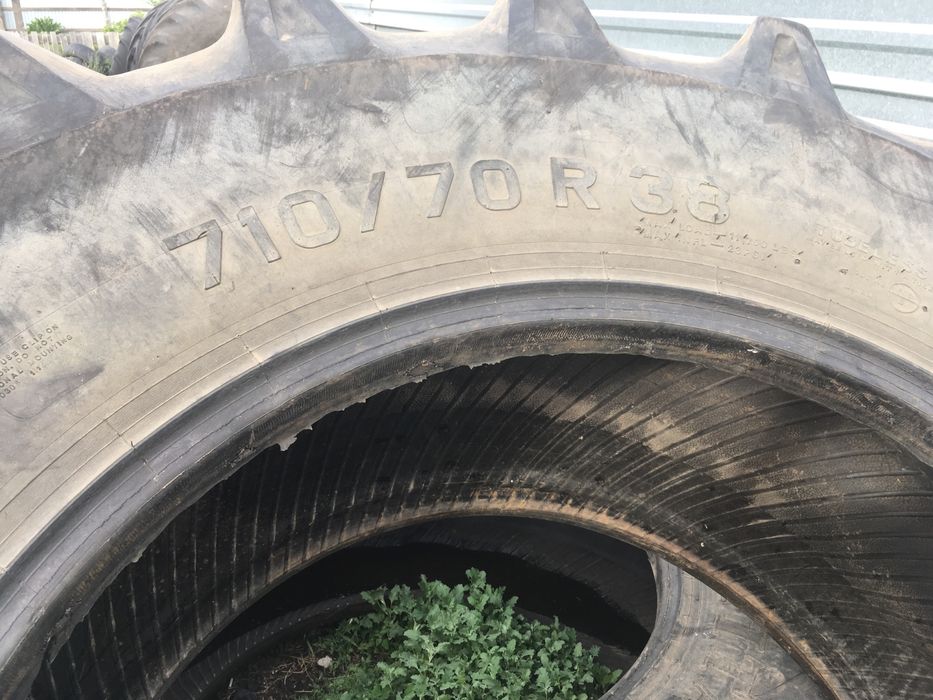 Шина тракторная 710/70R38