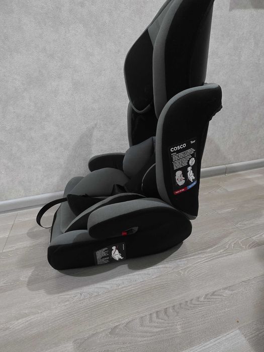 Автокресло Cosco
