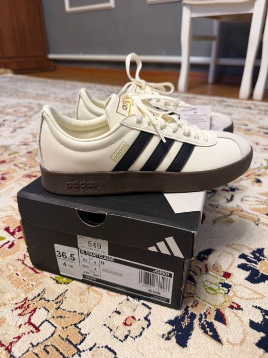 Продам кеды адидас