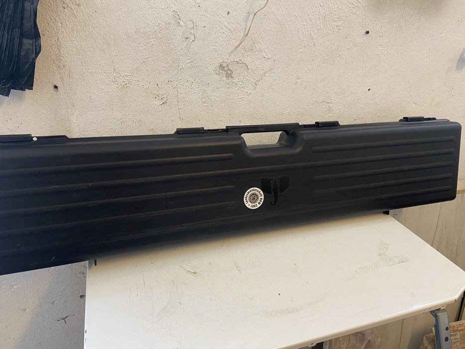 Калъф и кутия за оръжие