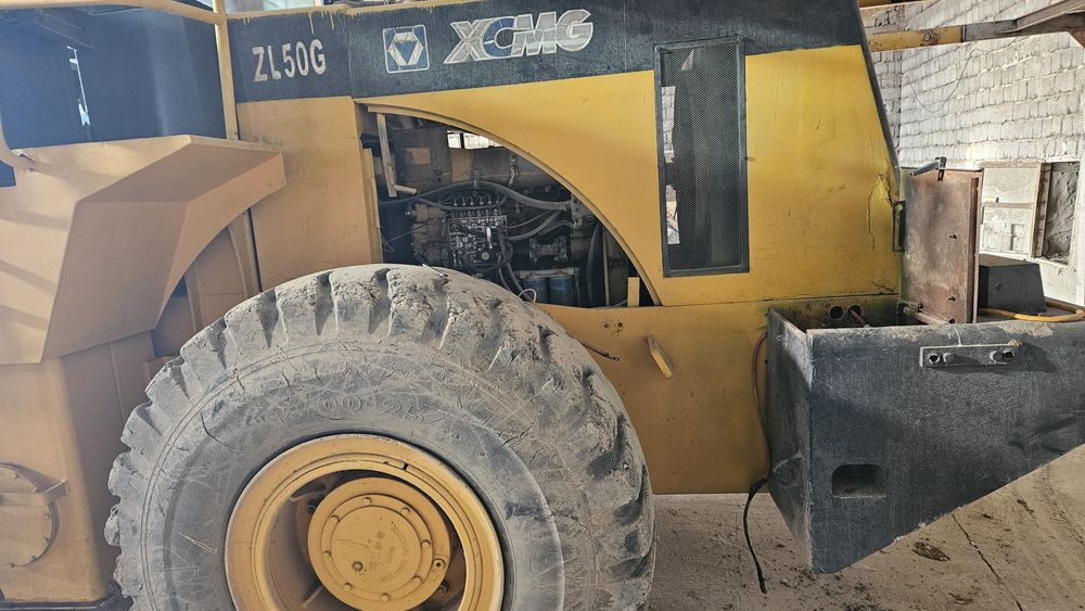 Фронтальный погрузчик XCMG