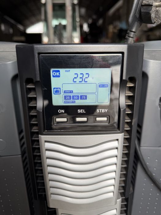 Sisteme de Alimentare Riello UPS 4000v