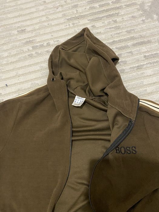 продам босс кофту