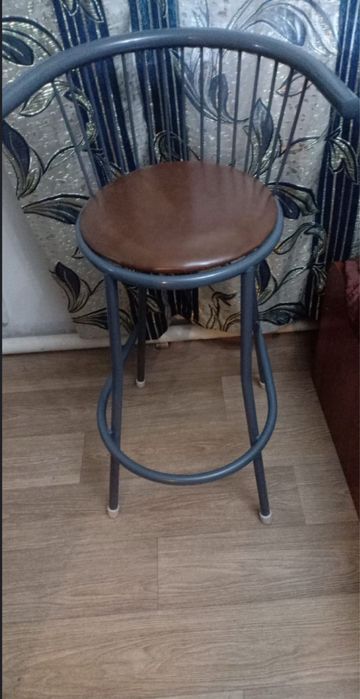 Барный стул-коричнево-серый