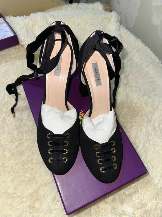 Продам новые туфли