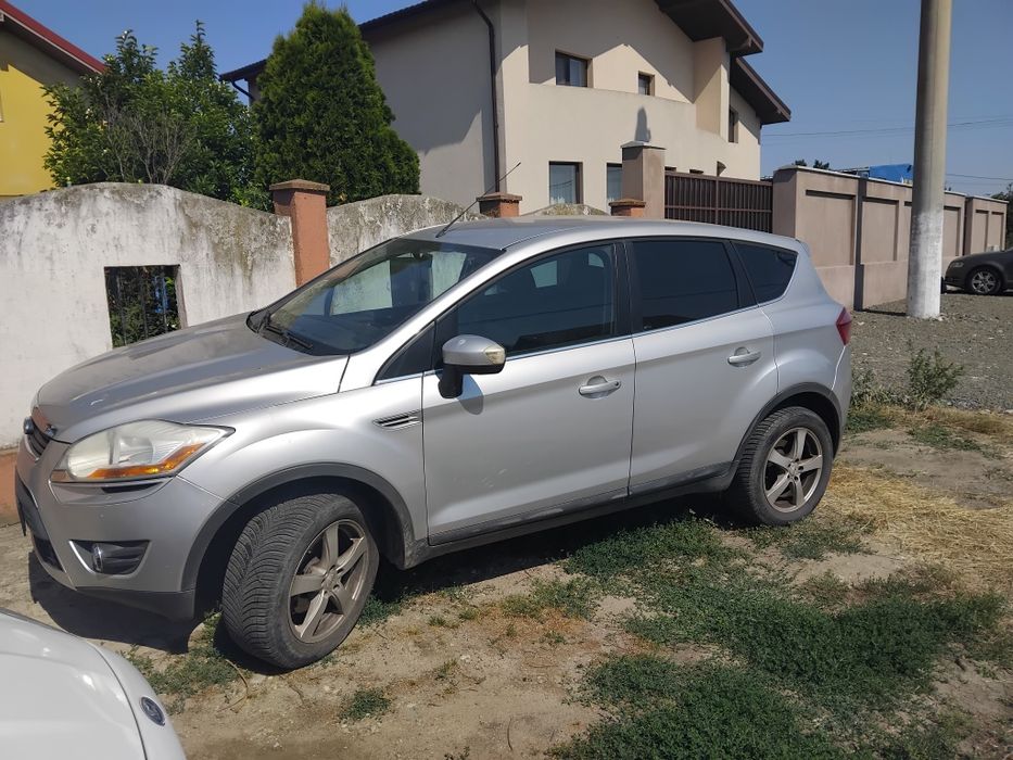 FORD Kuga 2010 — imagine 2