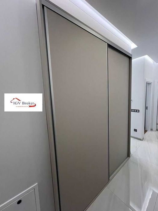 Продава се Двустаен апартамент в София, Кръстова вада - 81 кв.м за 3692 €/кв.м - Снимка #10