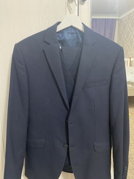 Продаётся Костюм